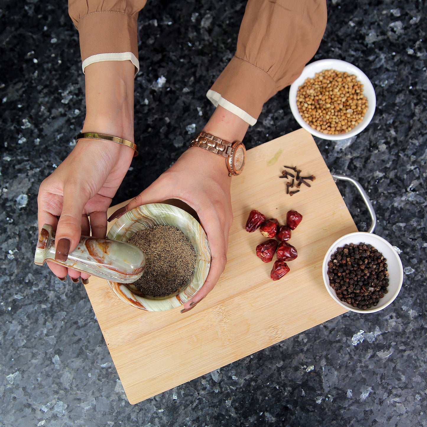 Exquisite Marble Mortar and Pestle Set (4 inches) - Your Ultimate Kitchen Essential for Grinding Spices, Making Guacamole, Salsa, Pesto, and Crushing Pills
