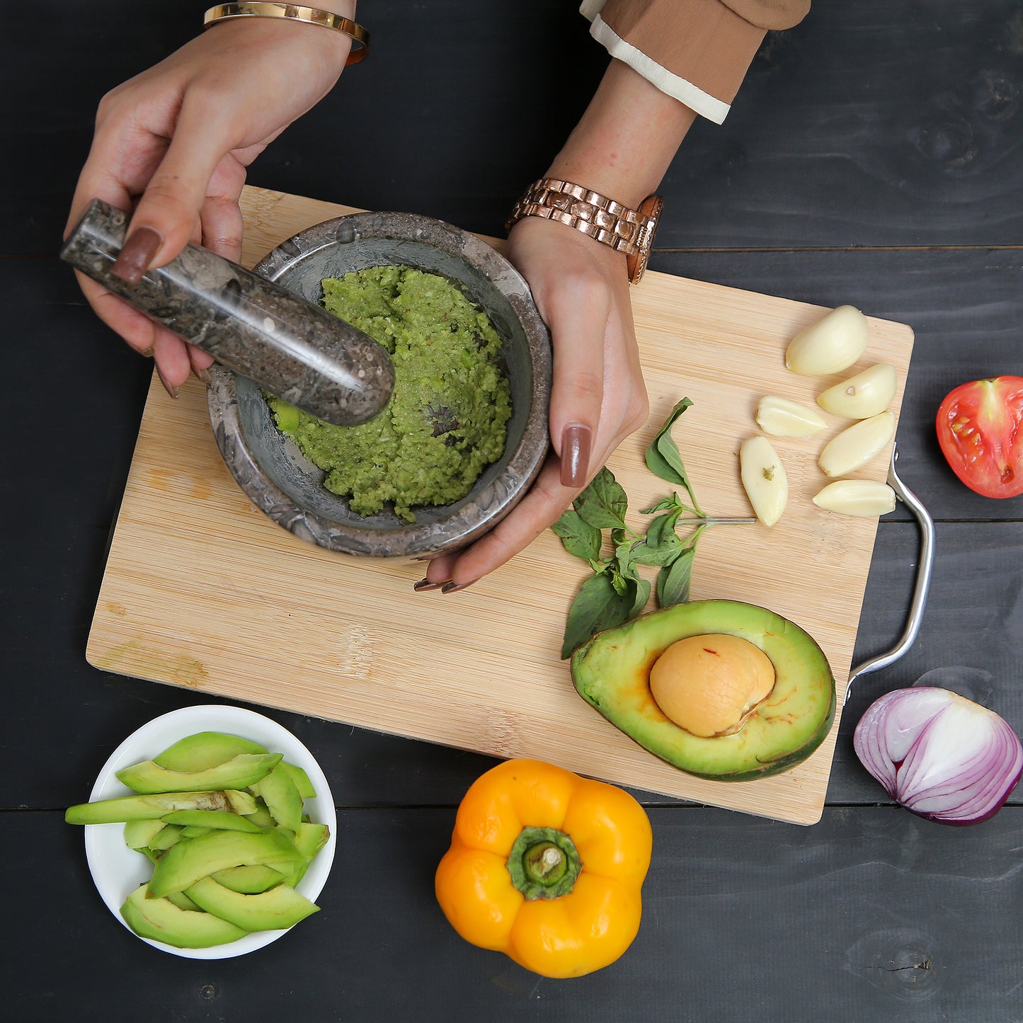 Exquisite Marble Mortar and Pestle Set (5 inch)- Your Ultimate Kitchen Essential for Grinding Spices, Making Guacamole, Salsa, Pesto, and Crushing Pills