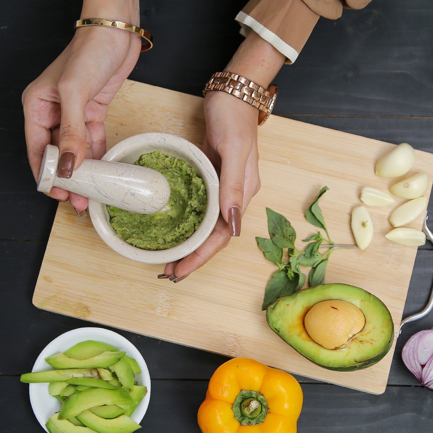 Exquisite Marble Mortar and Pestle Set (4 inches) - Your Ultimate Kitchen Essential for Grinding Spices, Making Guacamole, Salsa, Pesto, and Crushing Pills