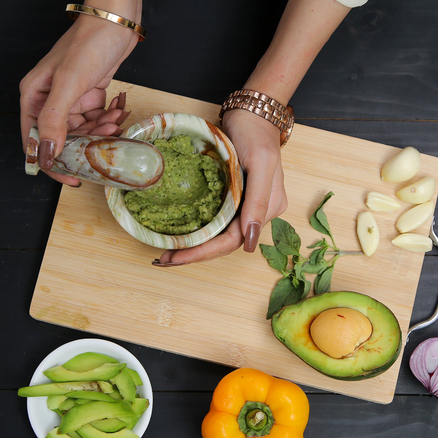 Exquisite Marble Mortar and Pestle Set (4 inches) - Your Ultimate Kitchen Essential for Grinding Spices, Making Guacamole, Salsa, Pesto, and Crushing Pills