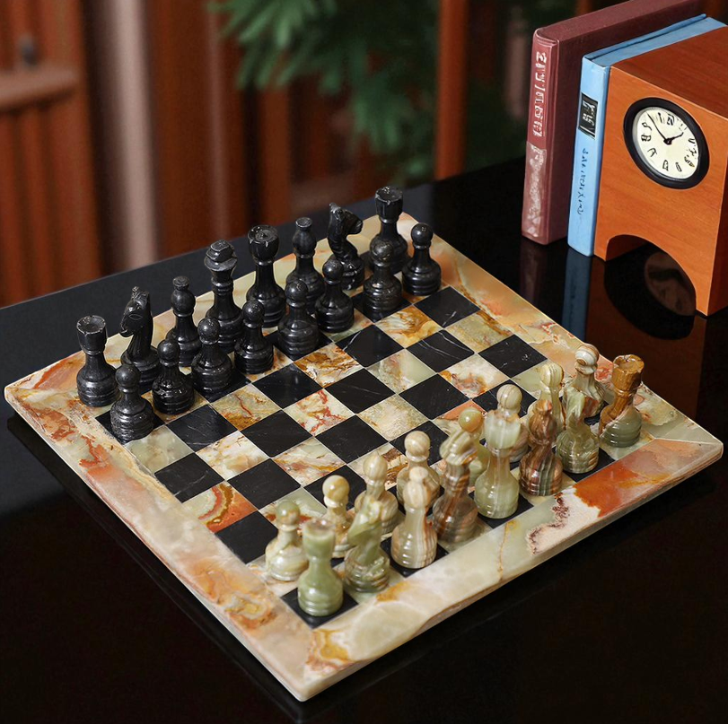 Onyx Green and Black Handmade Marble Chess Set